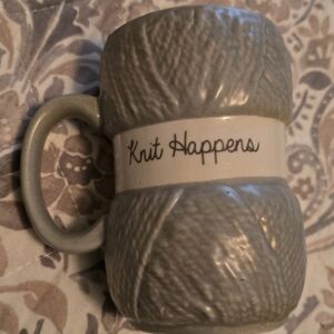 Boxer Knit Happens Figural Yarn Ball Ceramic Mug Gray White 2019 Knitting Theme